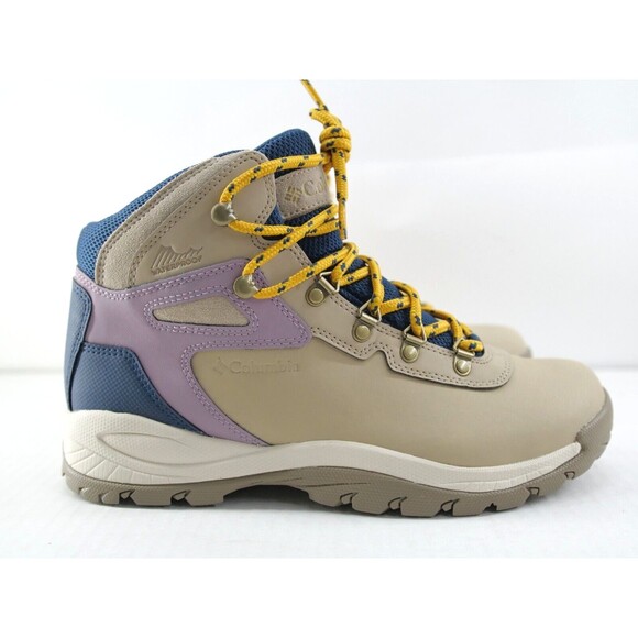 Columbia Newton Ridge Plus Beige Lace Up Hiking Boot Women's‎ Size 9.5 - Picture 1 of 9